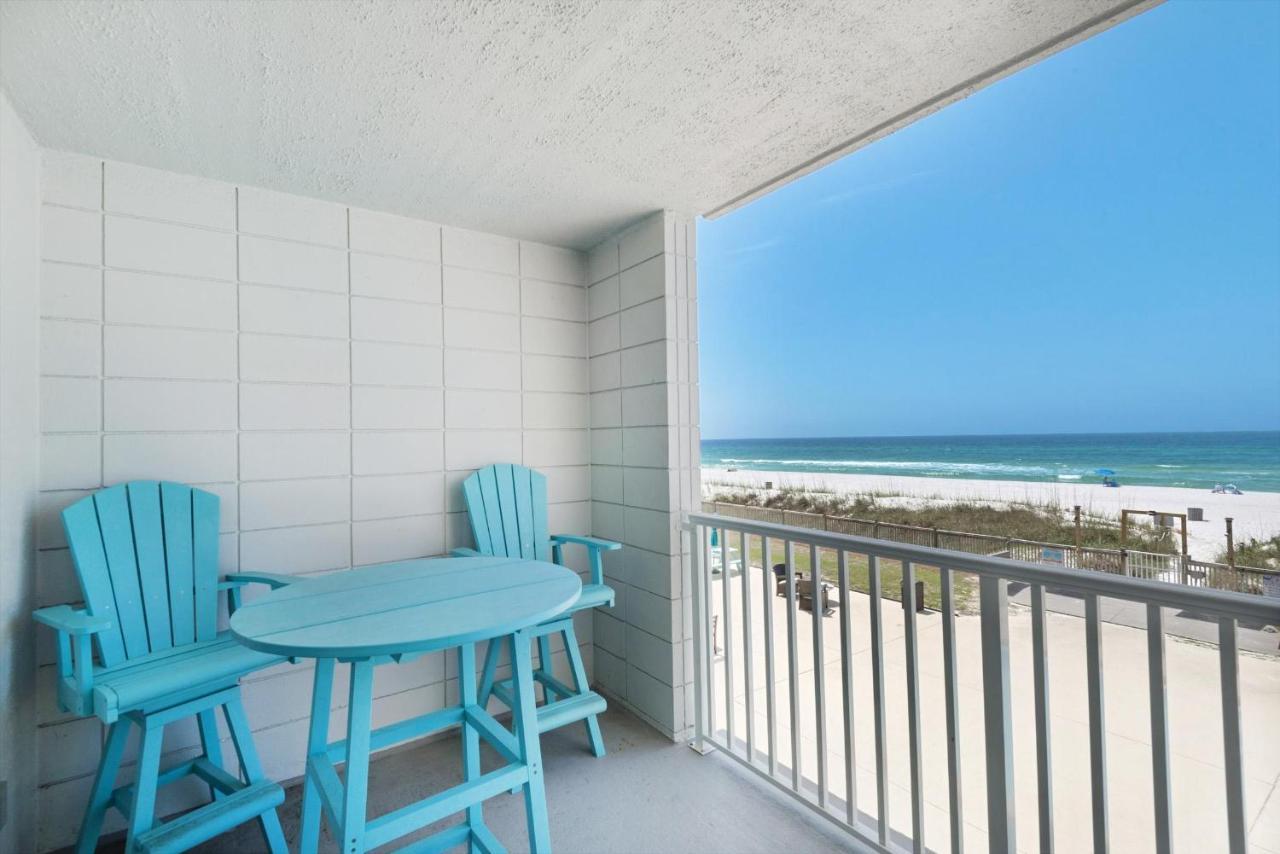 Mariner West 205 Apartment *
